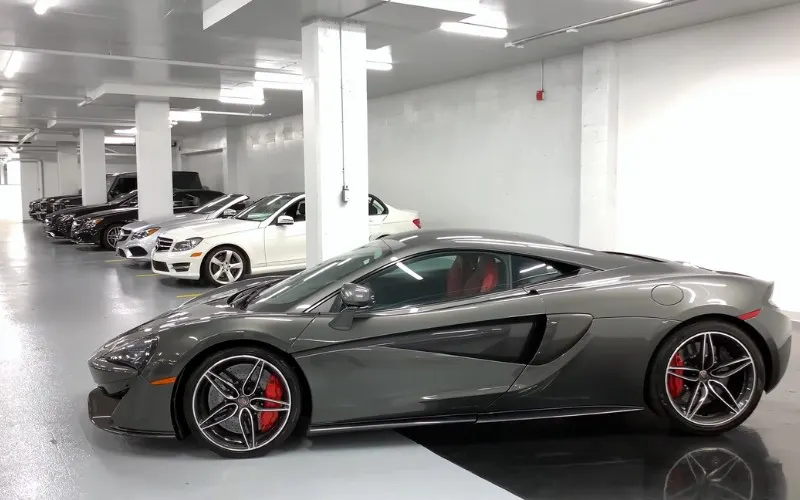 McLaren convertible rental Dubai
