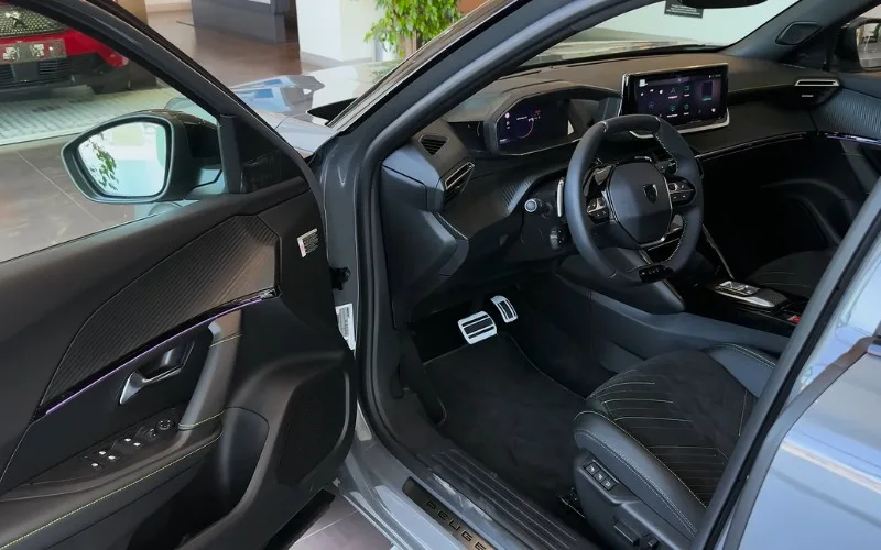 Peugeot 2008 GT 2023 daily rental UAE