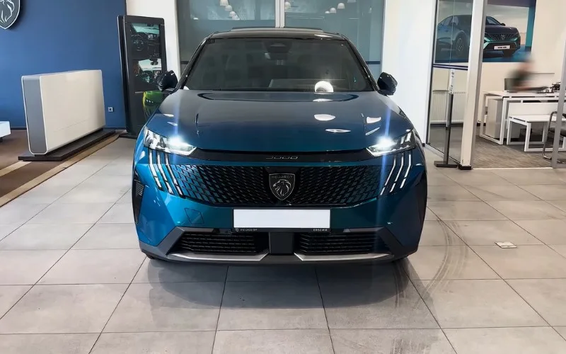 Peugeot 3008 2025 SUV rental Dubai
