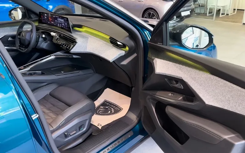 Peugeot 3008 2025 hire Dubai price