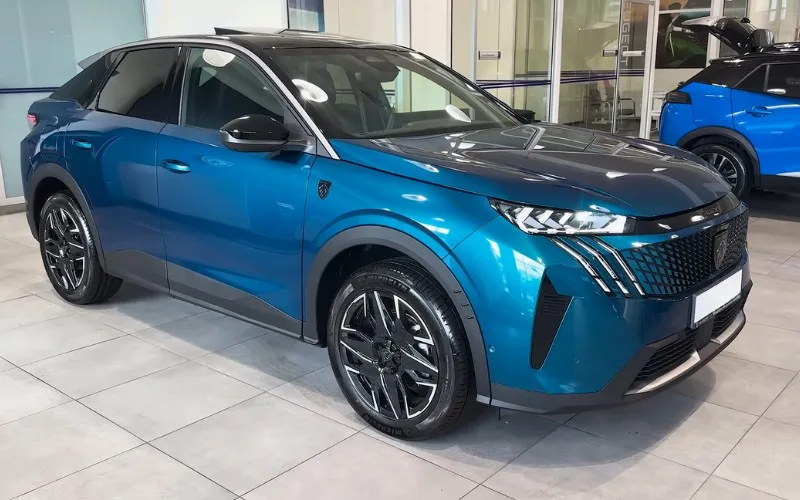 Peugeot 3008 2025 short term hire UAE