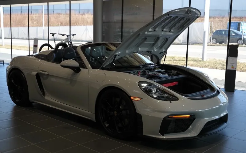 Porsche Boxster 718 2022 Dubai luxury car rental