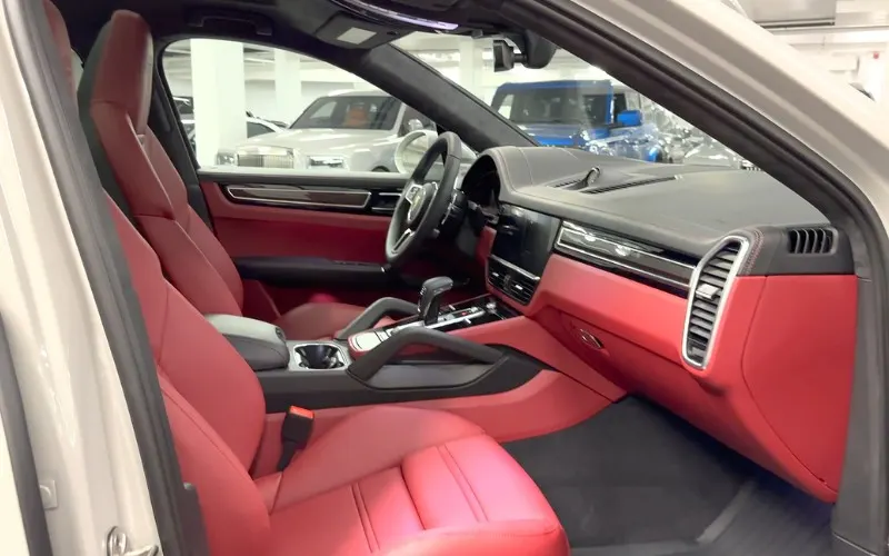 Porsche Cayenne GTS Turbo 2023 hire Dubai price
