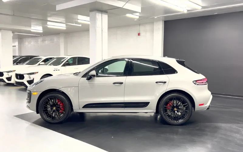 Porsche Macan 2022 for rent UAE