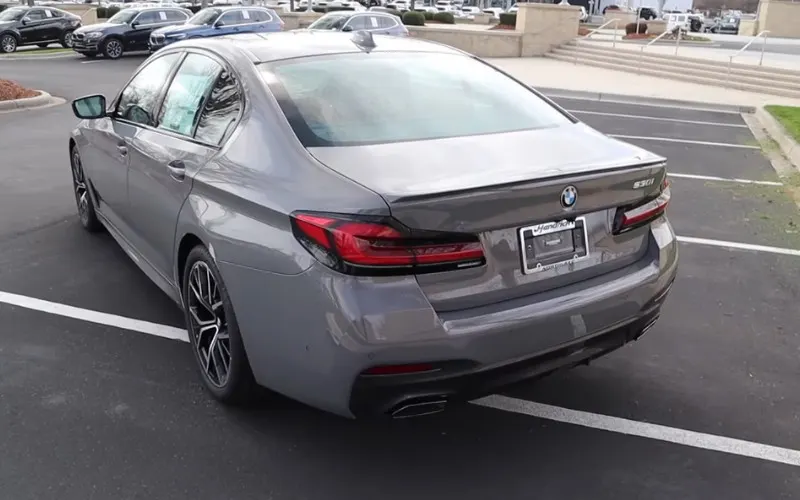 Rent BMW 530i 2023 Dubai