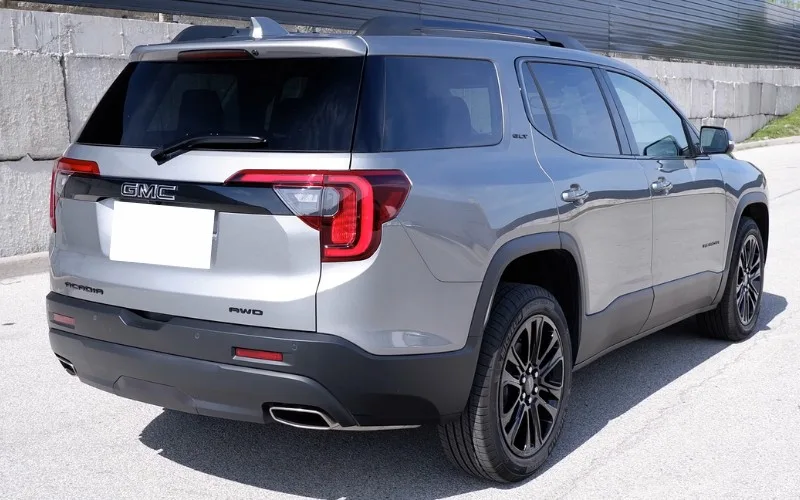 Rent GMC Acadia 2023 UAE