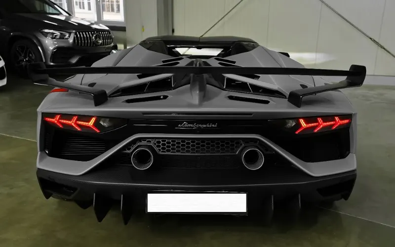 Rent Lamborghini Aventador SVJ 2022 Dubai