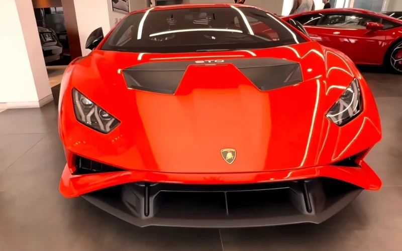 Rent Lamborghini Huracan STO 2022 Dubai