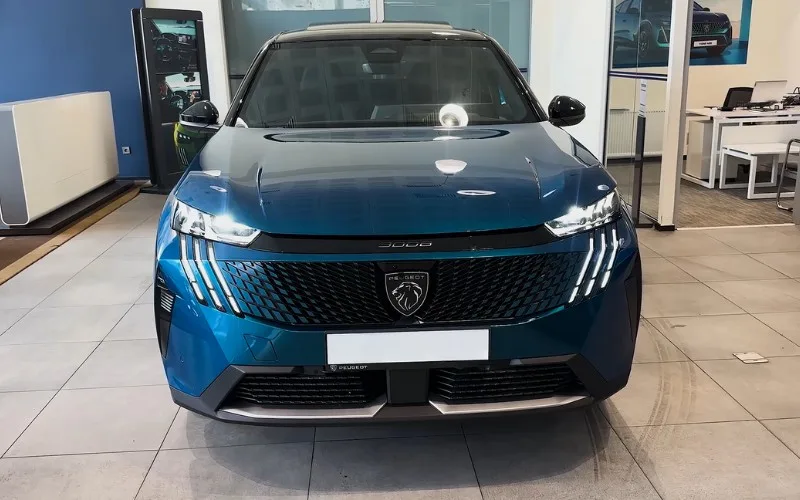 Rent Peugeot 3008 2025 in Dubai