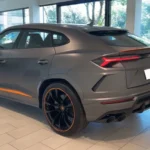 Rent Urus Graphite Capsule 2023without deposit