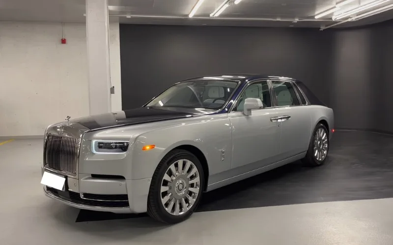 Rolls Royce Phantom 2021 rental Dubai