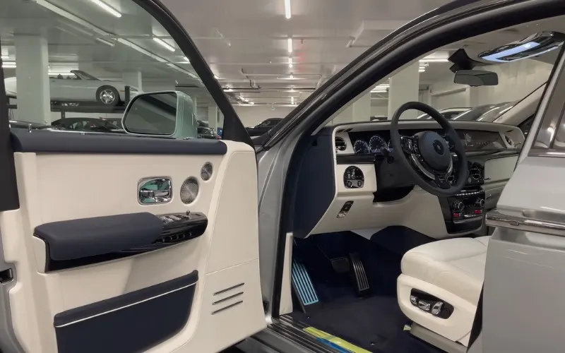 Rolls Royce Phantom 2021 self drive Dubai
