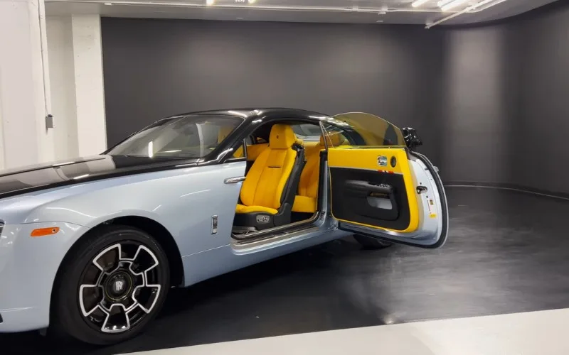 Rolls-Royce Wraith 2023 chauffeur service