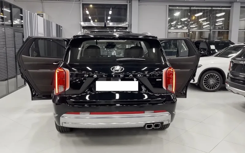 Self-drive Hyundai Palisade 2024 rental