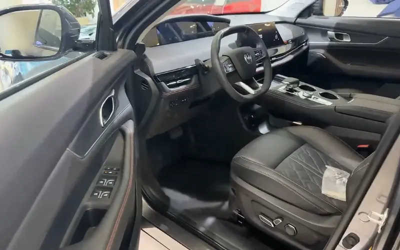 Changan UNI-K 2024 car rental Dubai