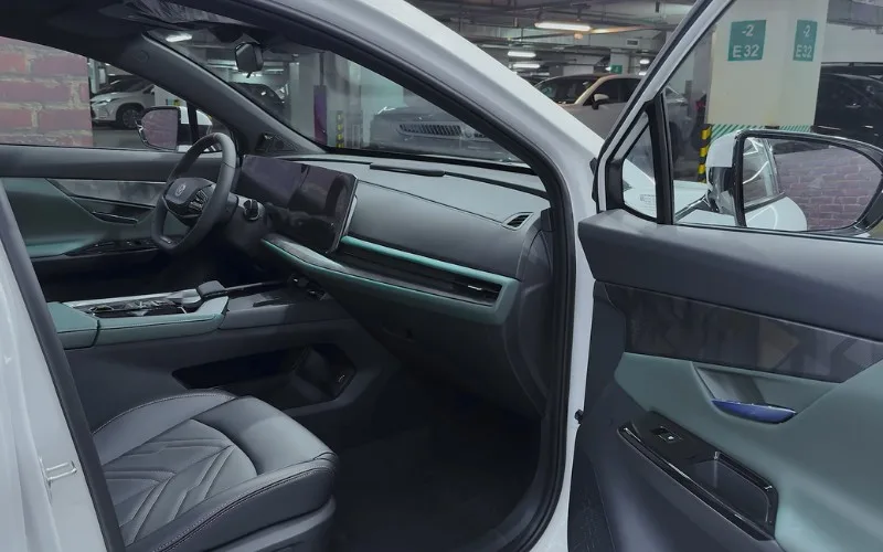 Changan UNI-T 2025 affordable SUV rental