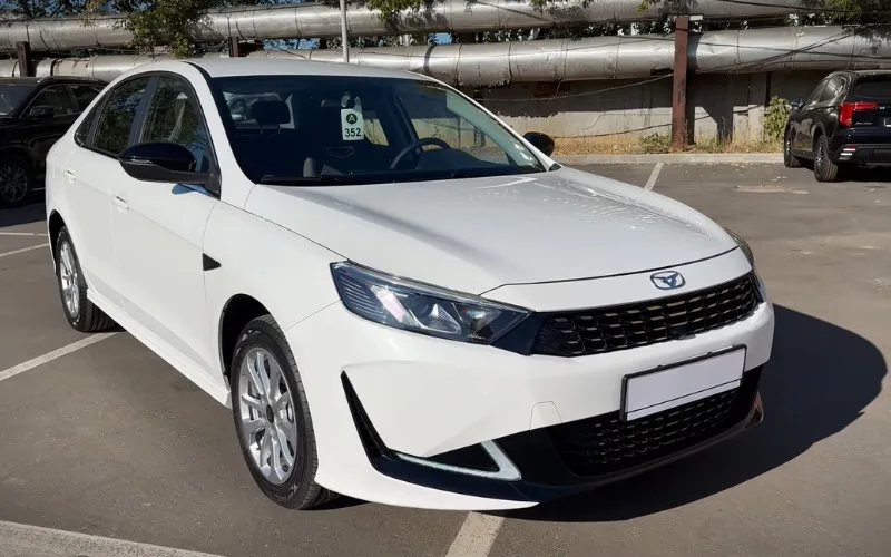 Daily Kaiyi E5 rental Dubai