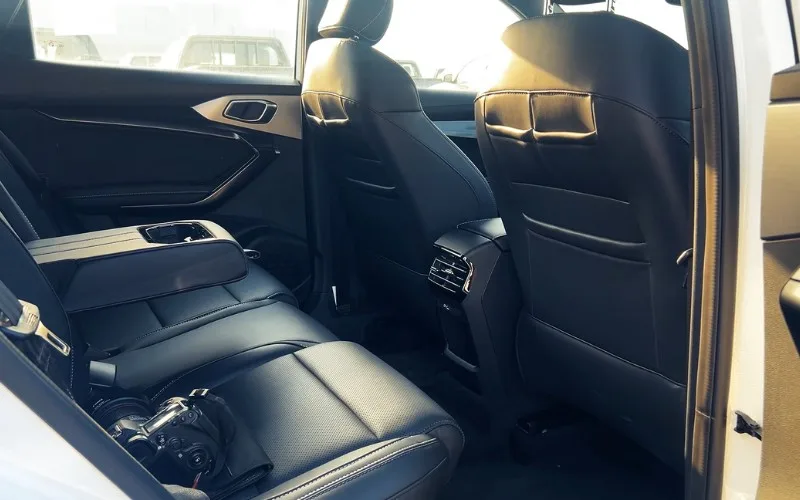 Economy car rental MG 1