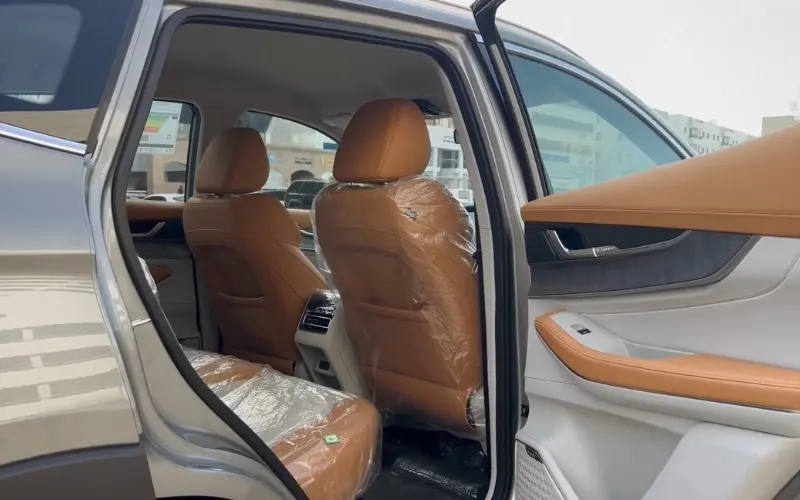 Exeed LX 2025 rent a car near me