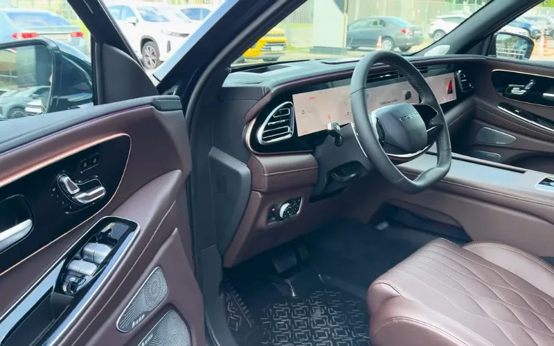 Exeed VX 2025 daily rental in Dubai