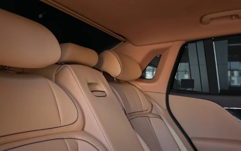 Genesis G90 2024 self drive Dubai