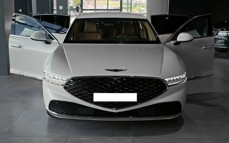 Genesis G90 premium rental Dubai