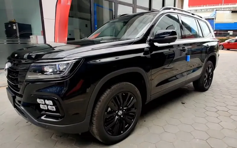 Hire MG RX8 2023 in UAE