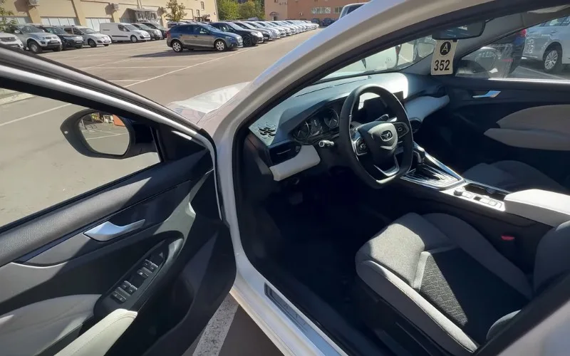 Kaiyi E5 2024 rental UAE