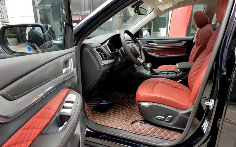 MG RX8 2023 daily rental UAE