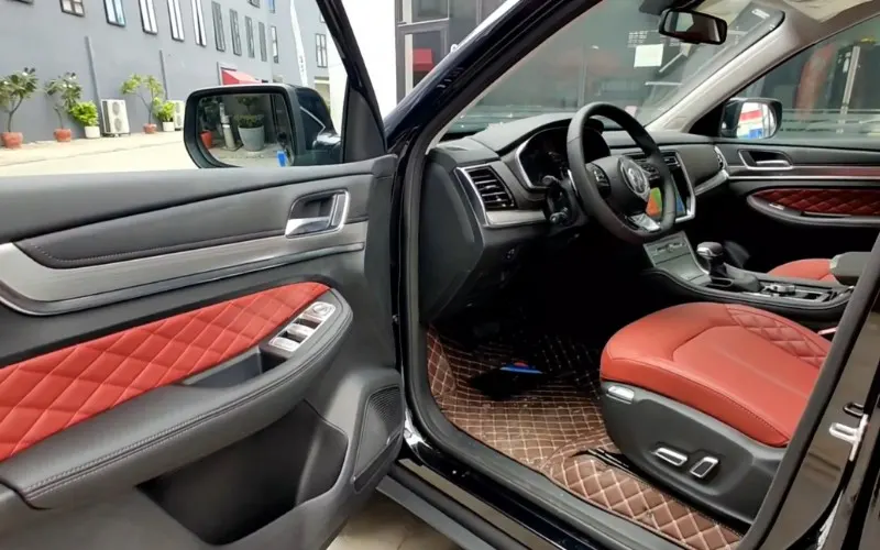 MG RX8 2023 for rent UAE