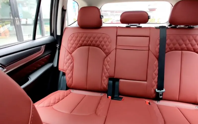 MG RX8 2023 self drive Dubai