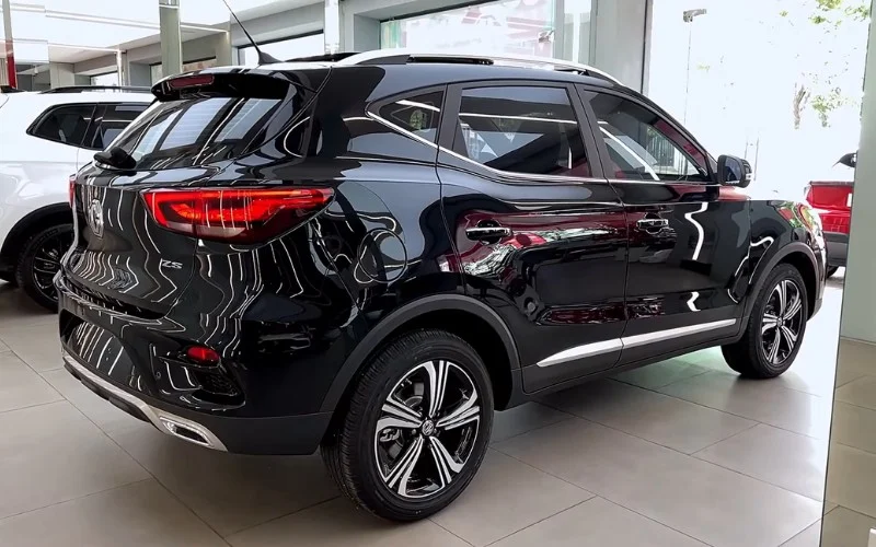 MG ZS 2025 rental Dubai