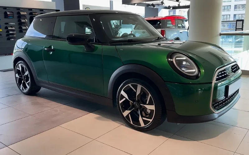 Mini Cooper S 2024 Dubai budget car rental