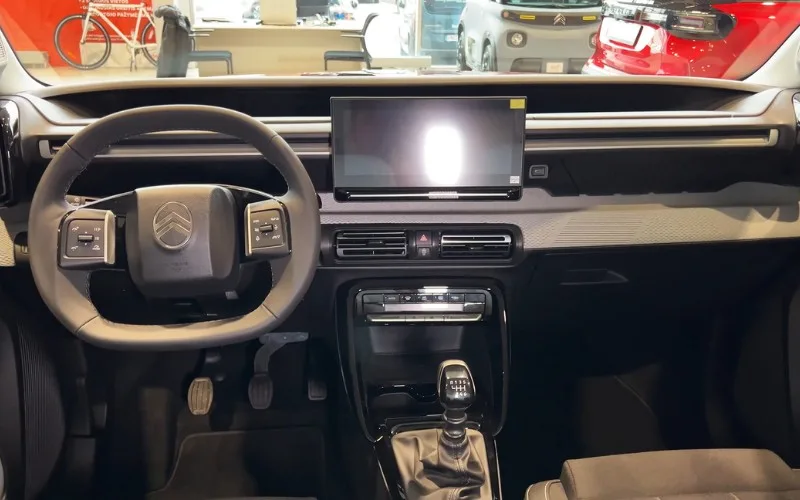 Rent Citroën C3 2024 Dubai