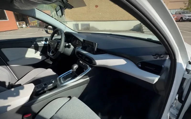 Rent Kaiyi E5 without deposit