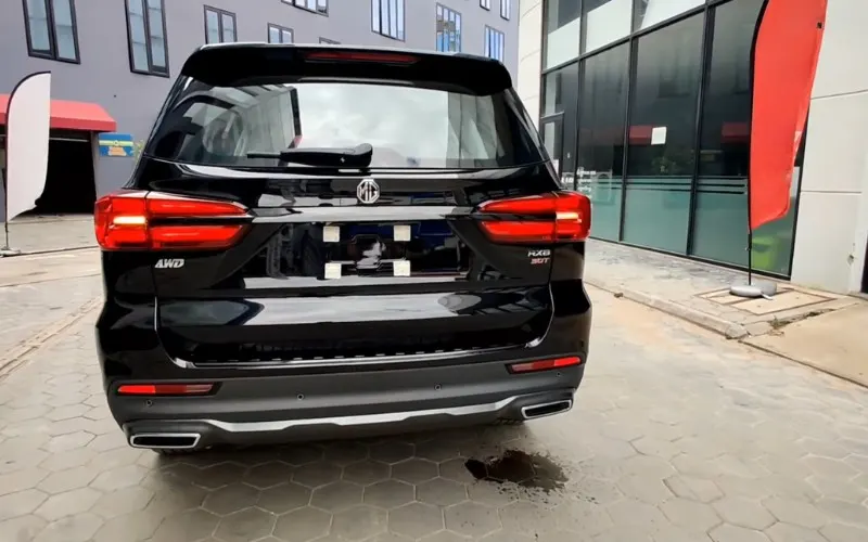 Rent MG RX8 2023 in Dubai