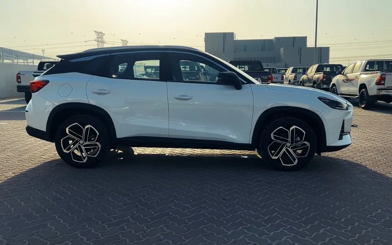 Rent MG SUV UAE