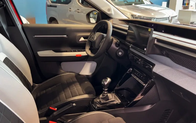 Self-drive Citroën C3 2024 rental Dubai