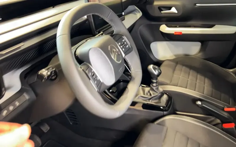 Weekly Citroën C3 2024 rental Dubai