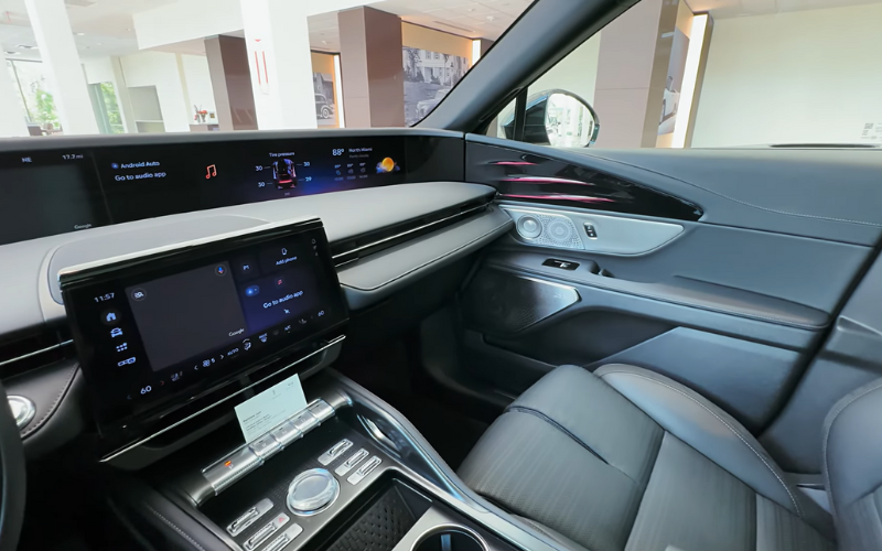 Lincoln Nautilus 2025 for Rent