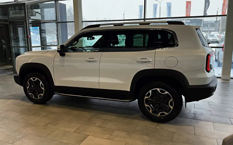 Haval Dargo for rent Dubai