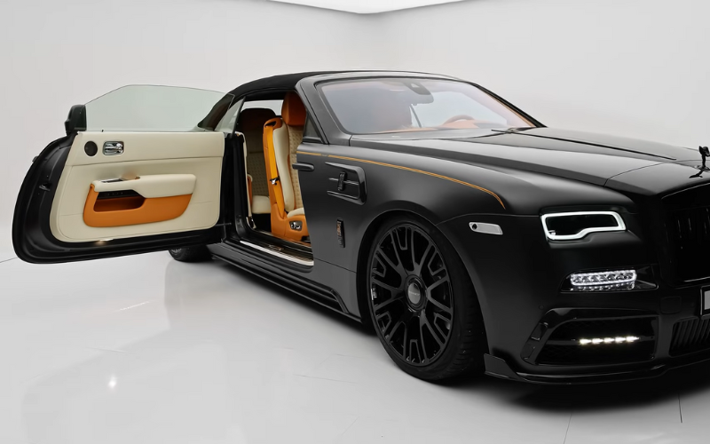 Rent Rolls Royce Dawn 2022 in Al Karama