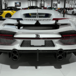 Hire Buggati Chiron in Dubai Mall